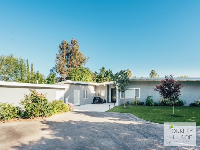 Journey Hillside Tarzana Llc Tarzana 6