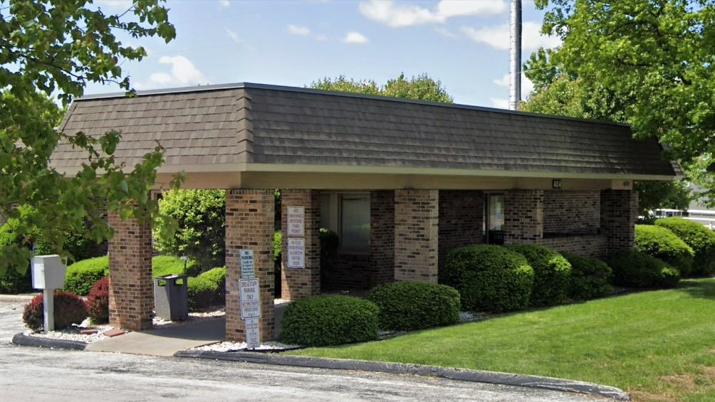 Exterior view of BHG Springfield Treatment Center building