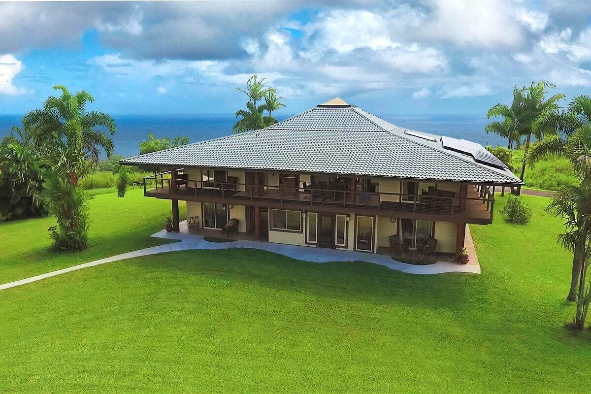 Exterior 4 Min