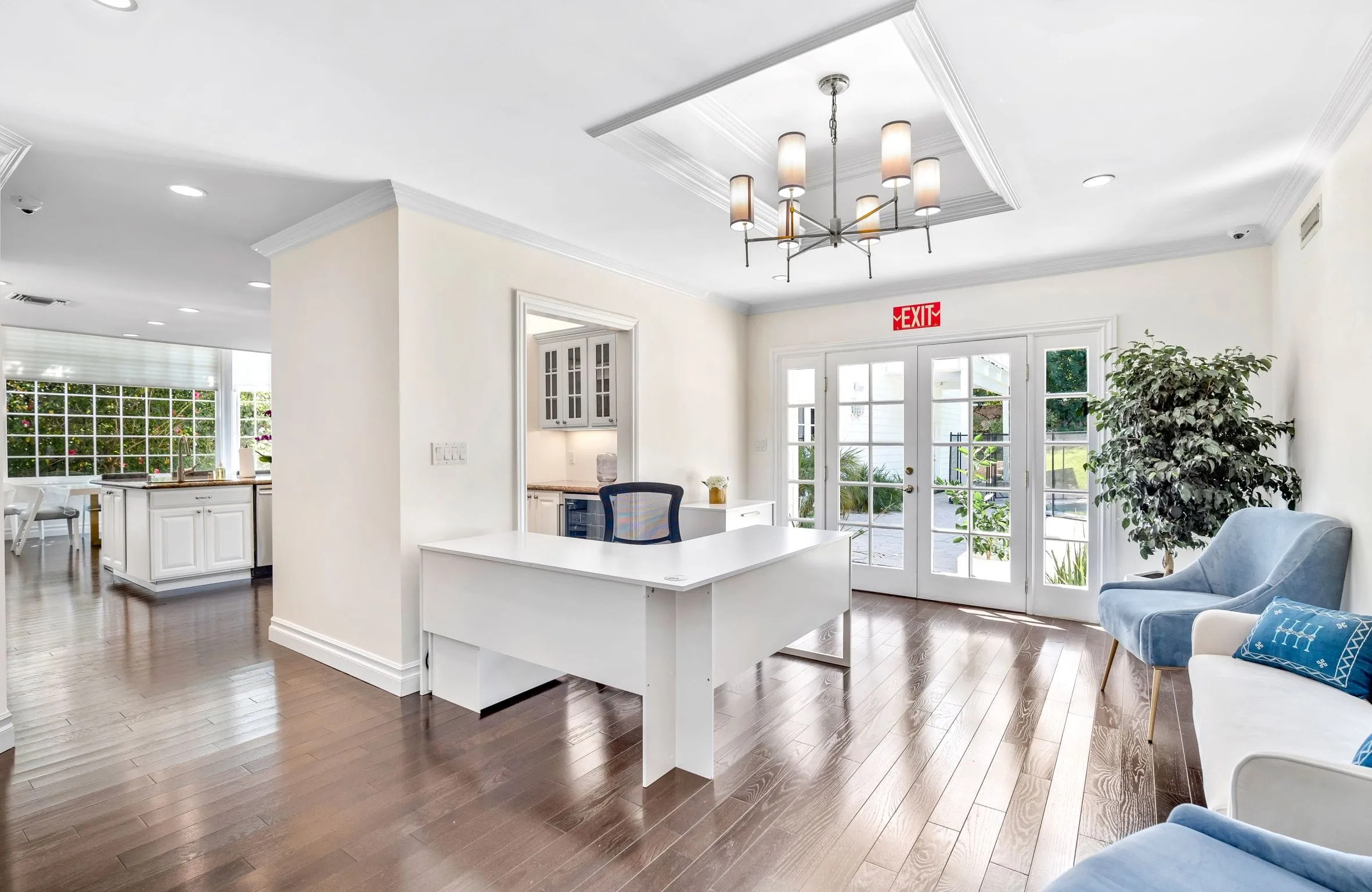Reception area with front desk and seating at Innovate Recovery