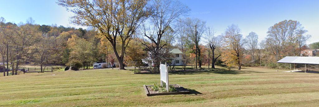 Exterior grounds and entrance sign at Hope Valley women’s campus
