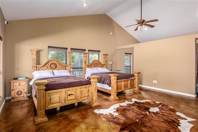 Banyan Texas Llc Waelder 4