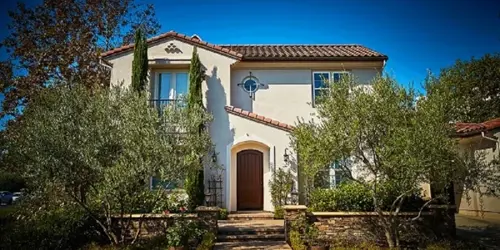 Capo by the Sea facility exterior