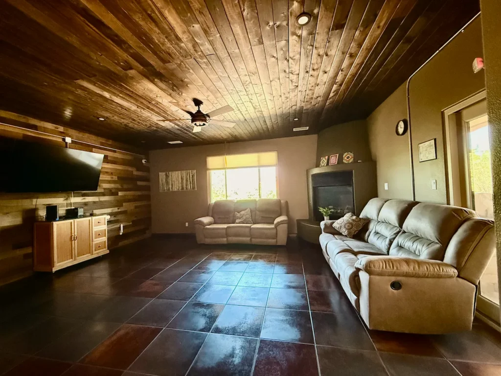 Icarus Behavioral Health Albuquerque Living Room