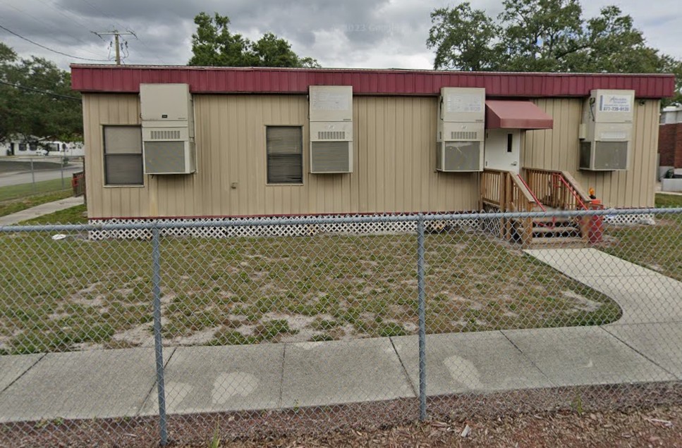 Exterior of Phoenix House Florida treatment facility in Tampa