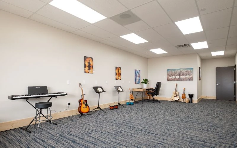 Guitars and keyboard arranged for music sessions