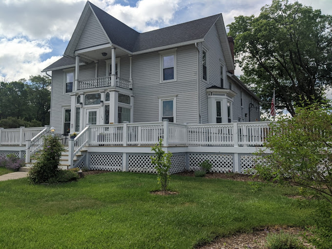 Way Back Inn Inc Maywood House Maywood2