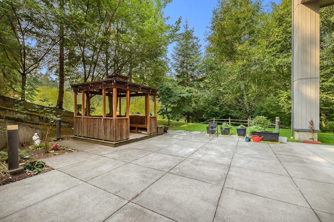 Newport Academy Kirkland Outdoor Area