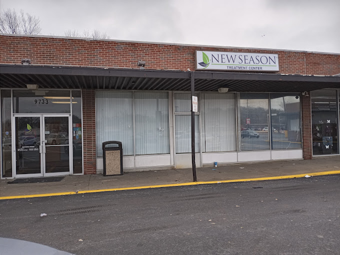 New Season St. Louis Metro Treatment Center entrance, with signage.