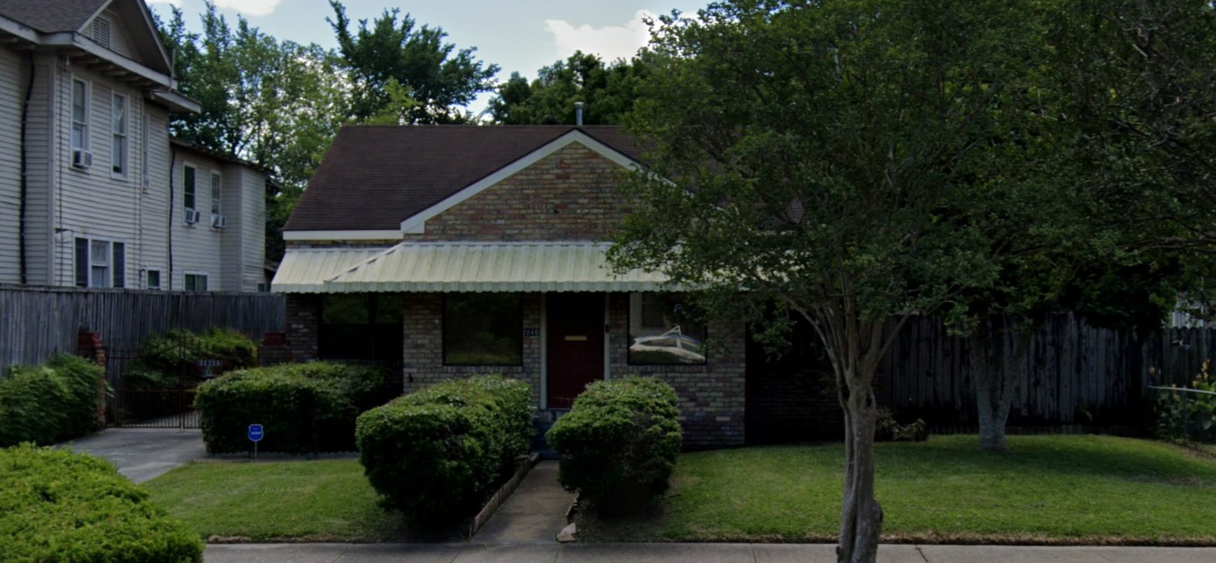 Lhrc Reality House Baton Rouge Exterior Front