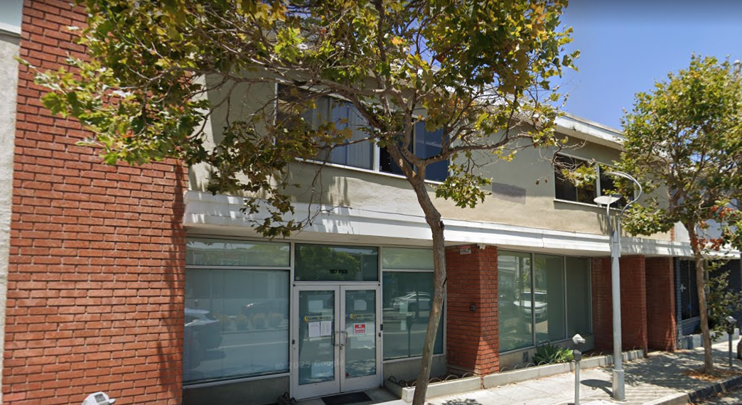 Front entrance of Clare Matrix Santa Monica rehab center