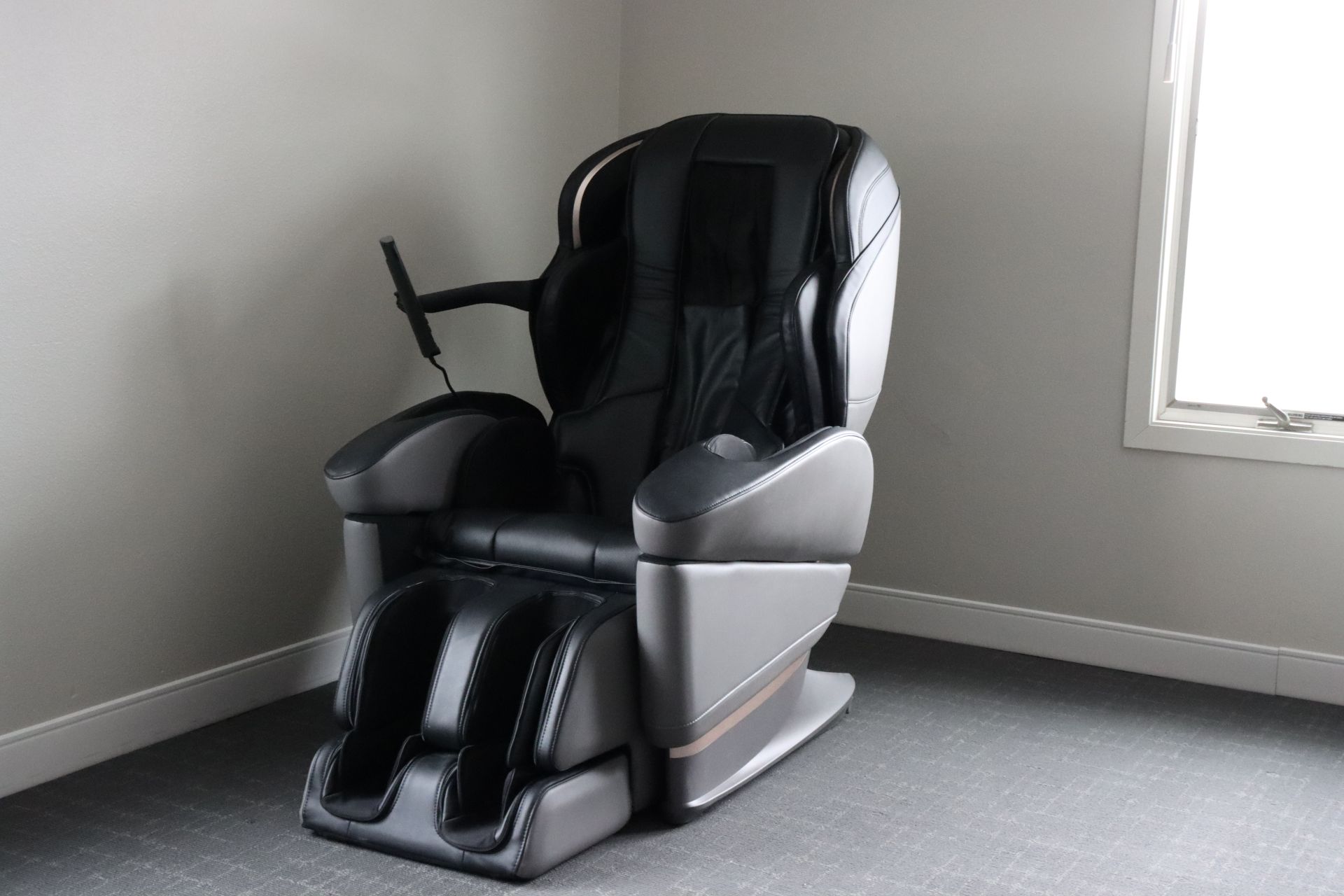 Massage room with chair