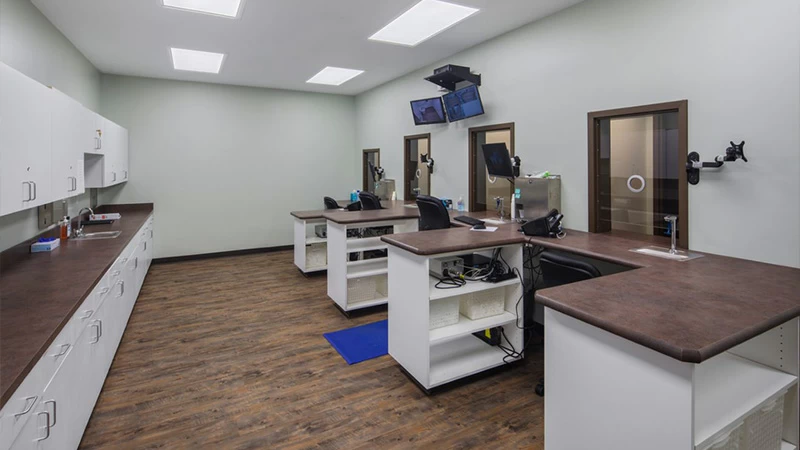 Clinical receiving area with workstations and monitors