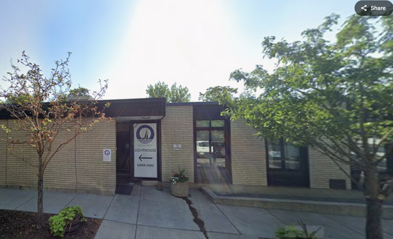 Front entrance of Odyssey House Lighthouse rehab center