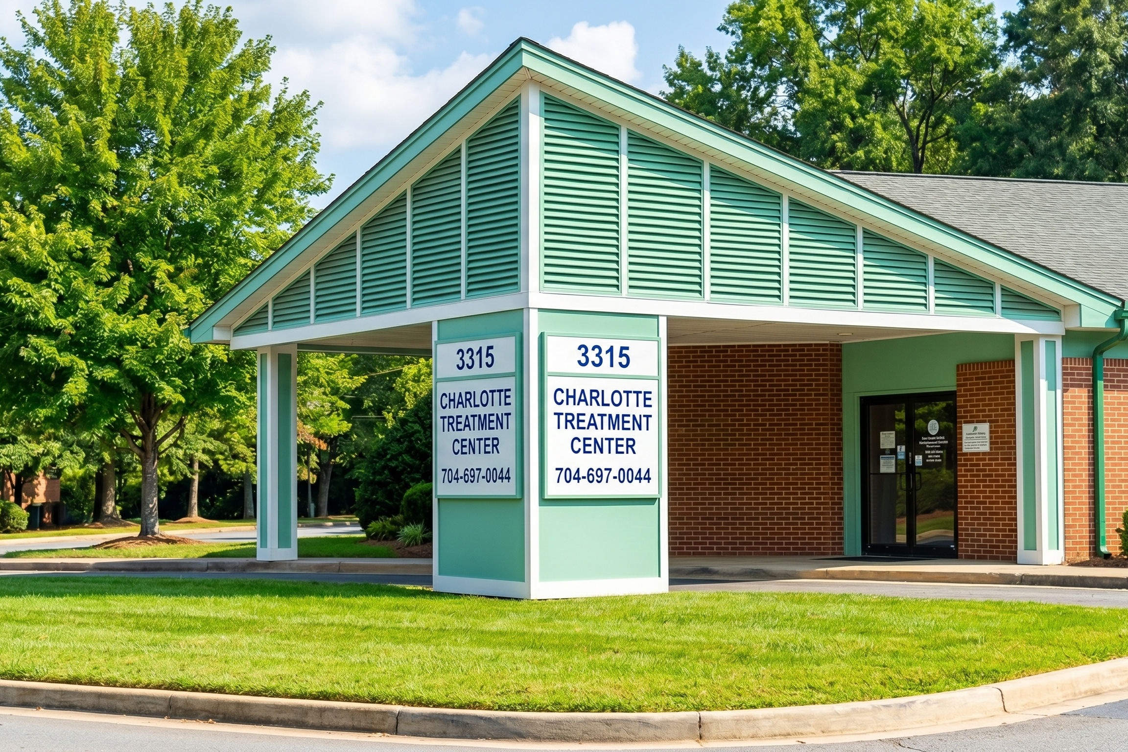 Charlotte Treatment Center exterior with entrance and lawn
