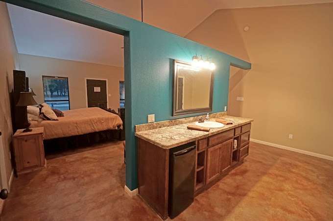 Banyan Texas Llc Waelder 9