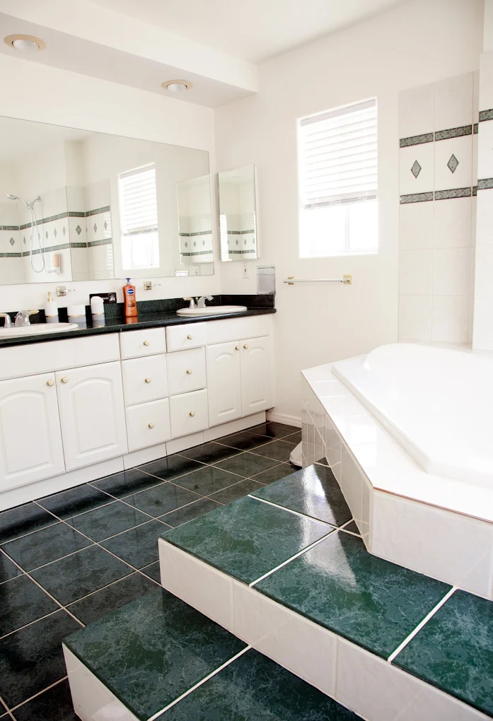 Clean bathroom with soaking tub at West Valley Detox facility