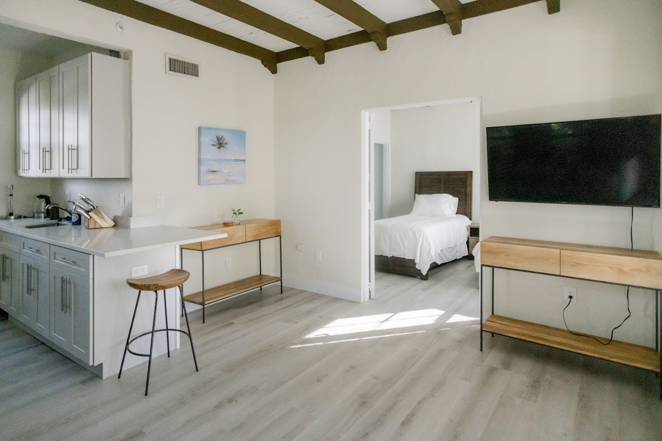 Beachside Rehab Fort Pierce Living Room