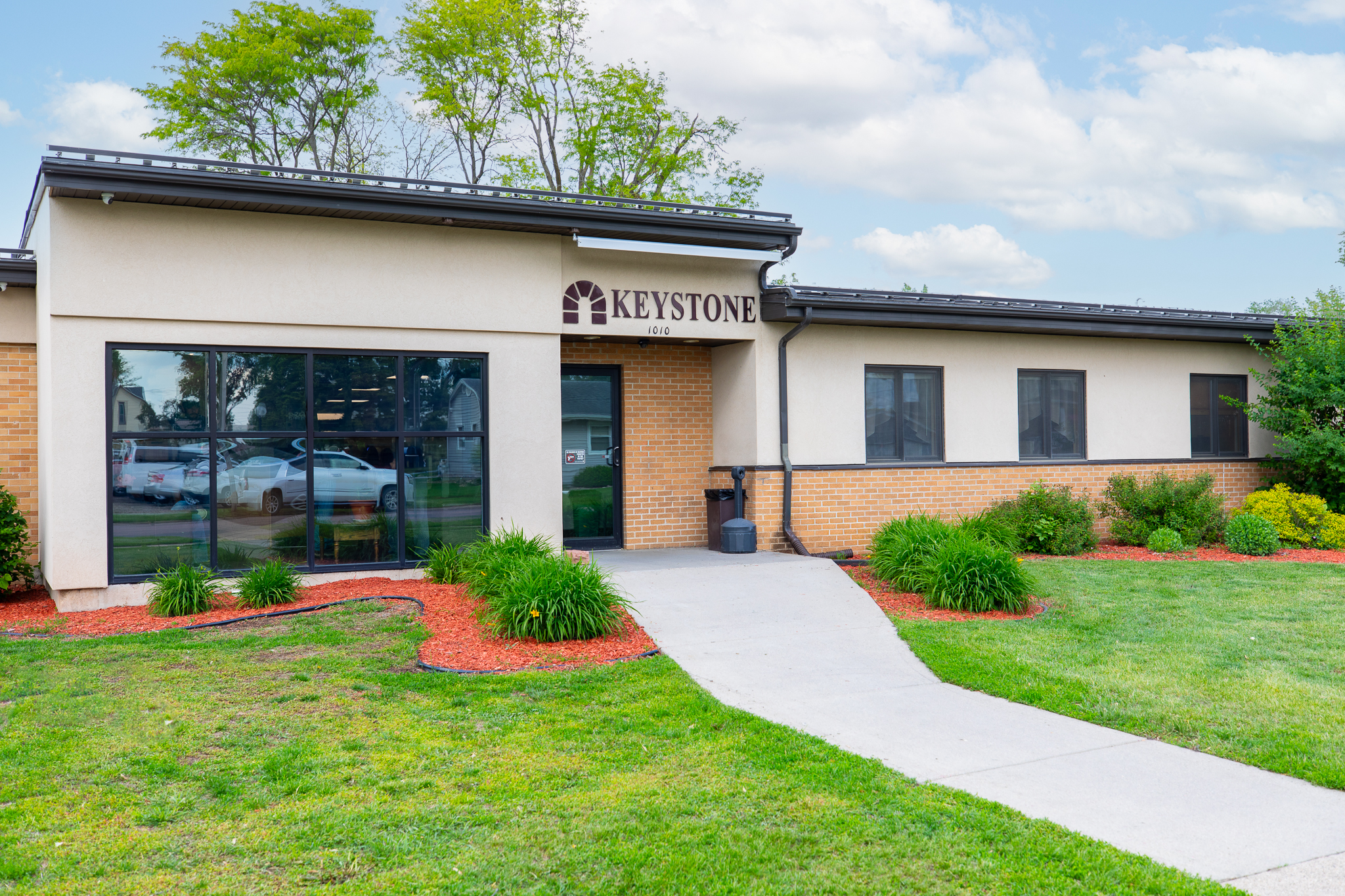 Exterior of Keystone Treatment Center with landscaped lawn