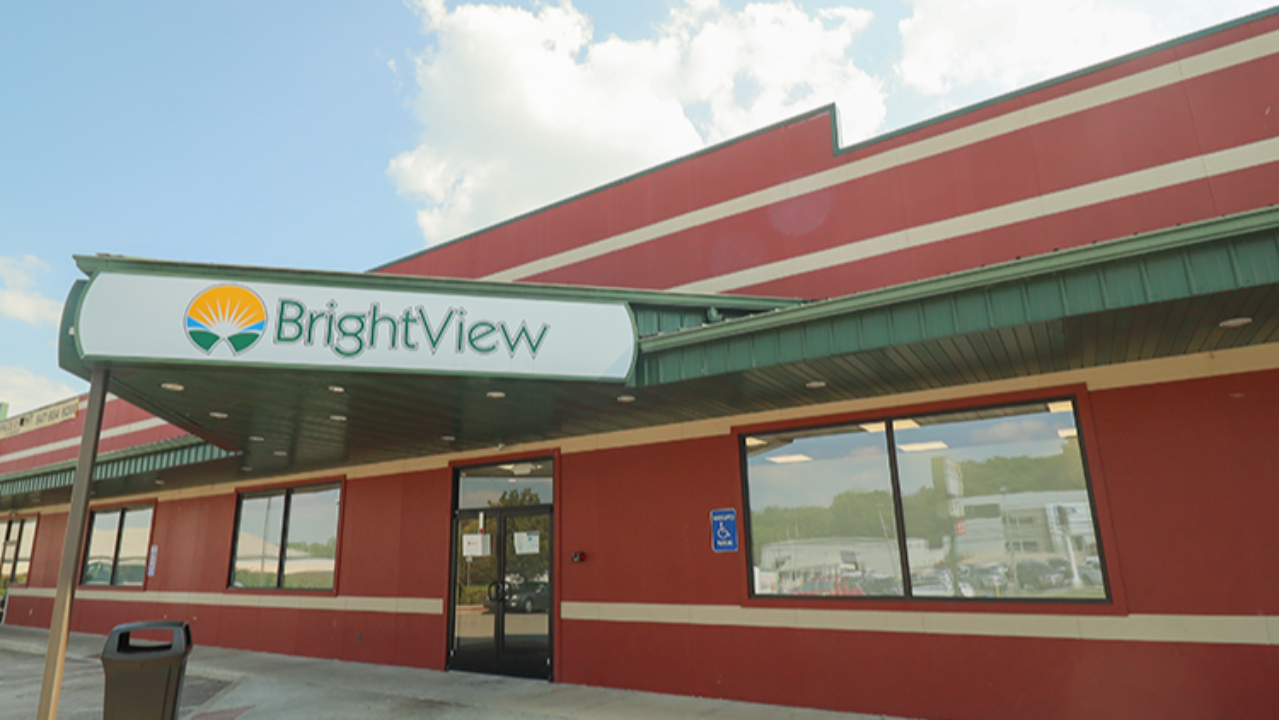 BrightView Glasgow facility exterior with entrance and BrightView signage