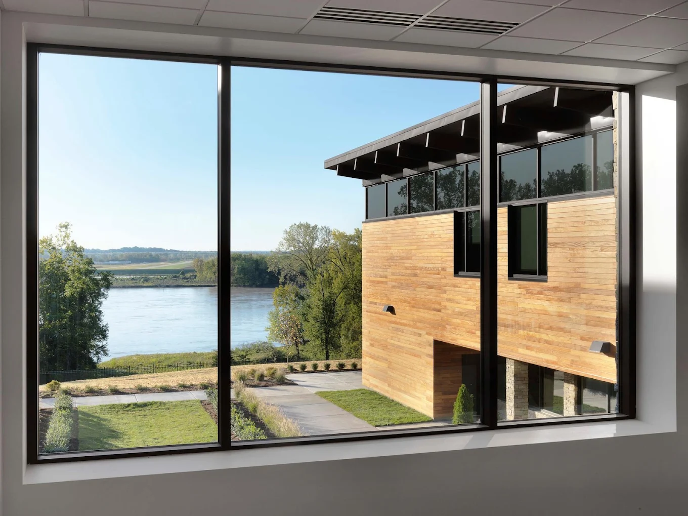 harris-house-foundation-saint-charles_Landscape