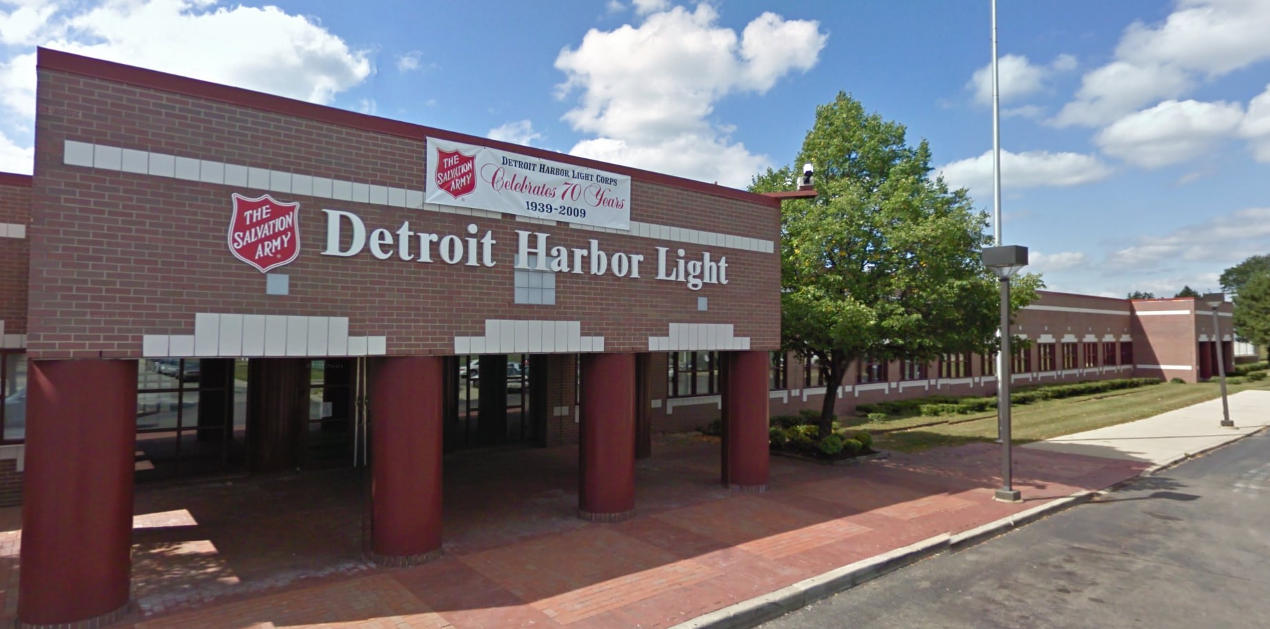 Salvation Army Harbor Light System Subst Abuse Ctr Women Children Men Detroit Exterior Side