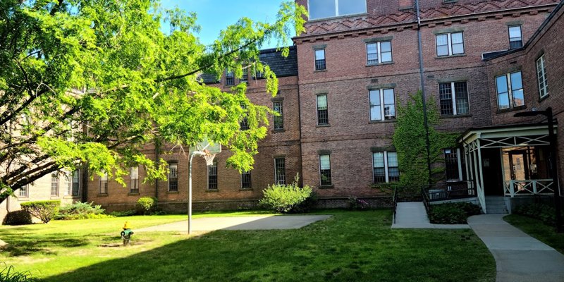 16 Methadone Clinics in Cranston RI (Low Cost & Fast) — Addiction and Substance Use Treatment clinic in Cranston, RI — photo 7