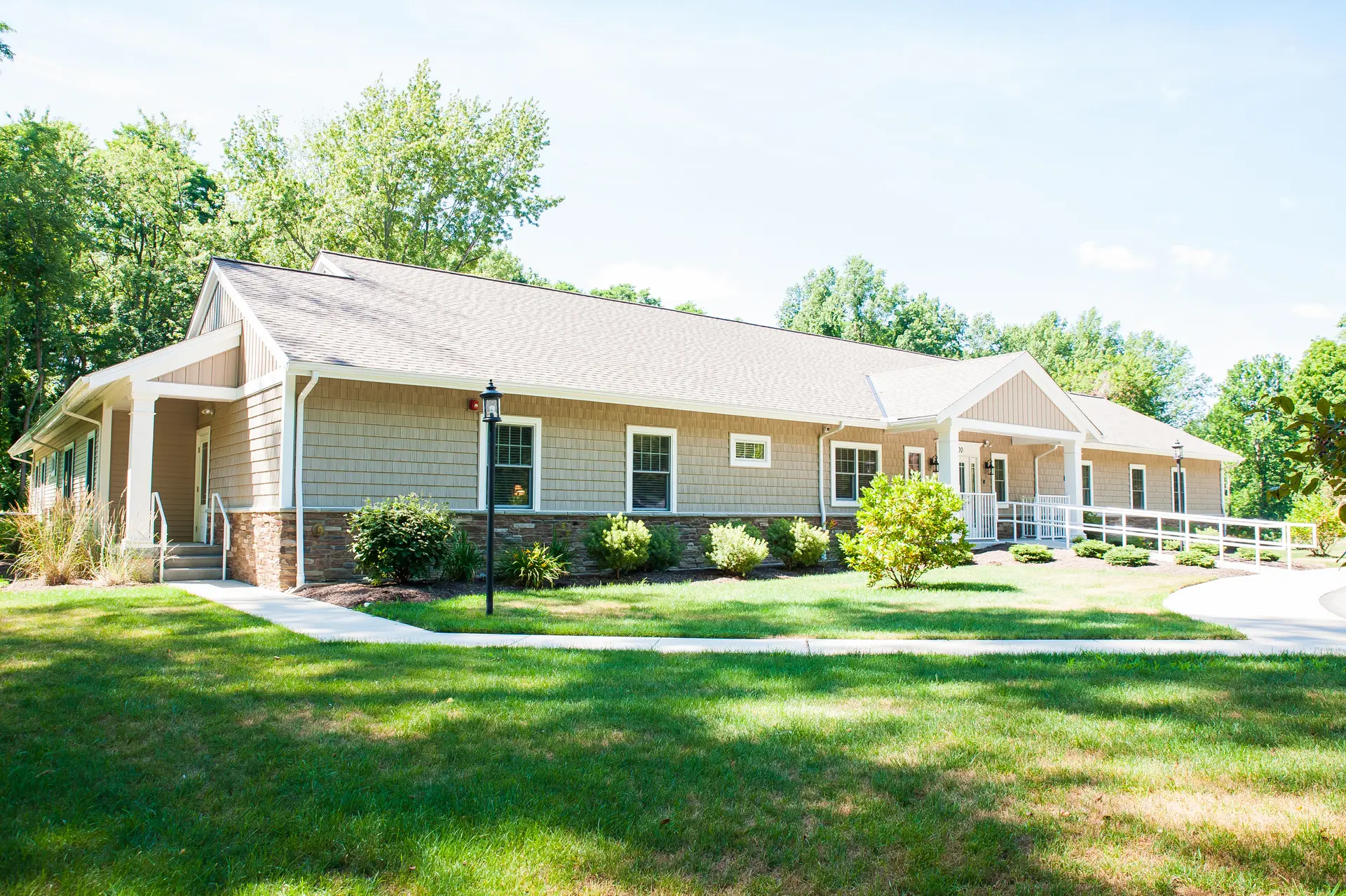 Exterior view of Oak House residential treatment facility