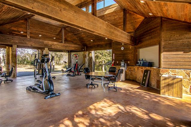 Banyan Texas Llc Waelder 7