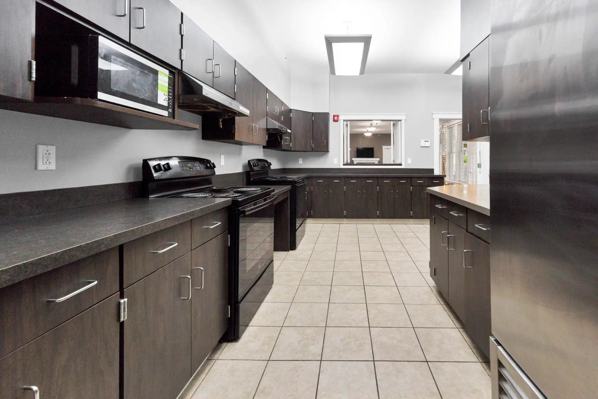 Full kitchen used for meal preparation at Oak House