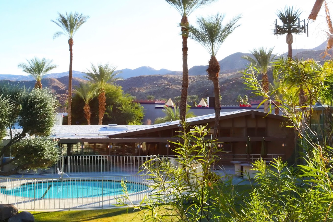 Banyan Palm Springs Cathedral City Photo1