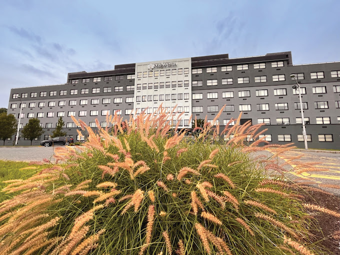 Miravista Behavioral Health Center Otp Holyoke 1