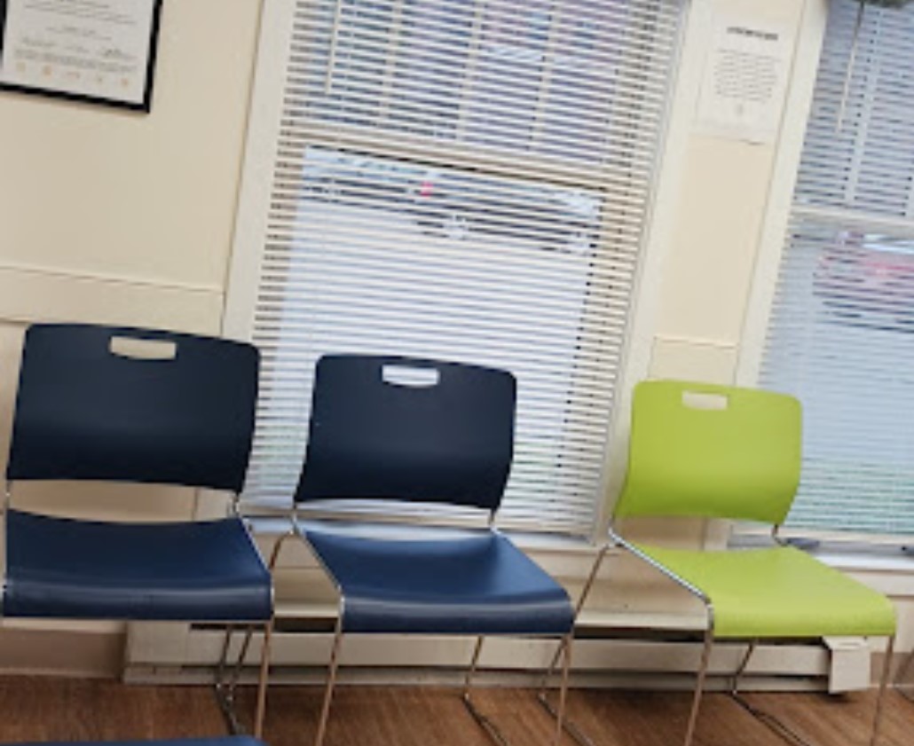 Comfortable seating area in the rehab center's entrance