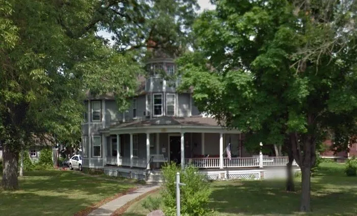 Exterior view of Serenity Haven residential recovery home