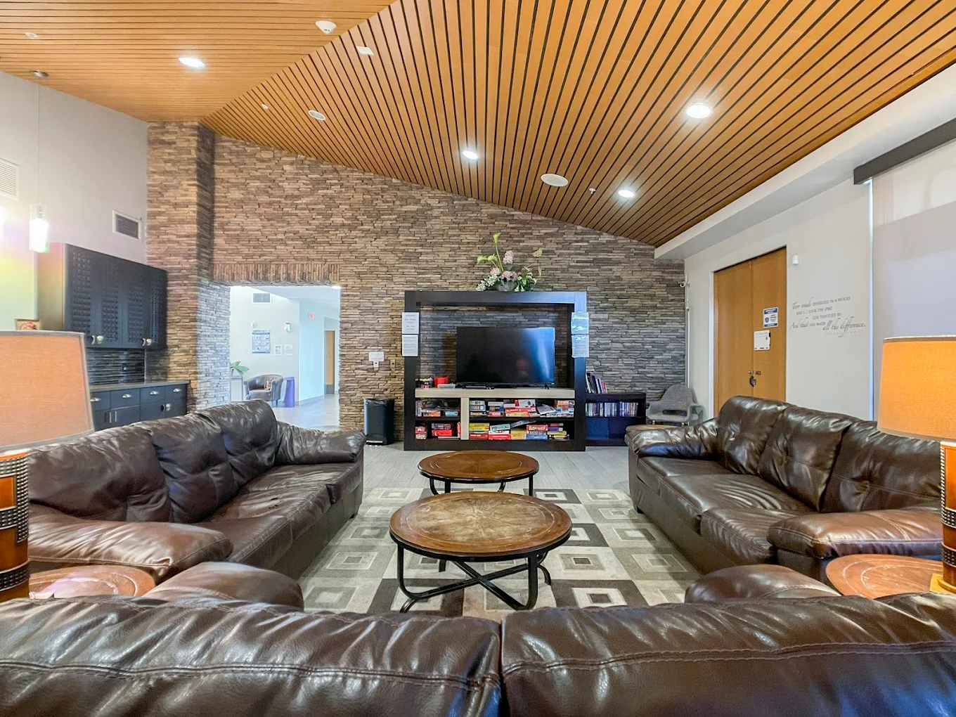 Common lounge with sofas and television