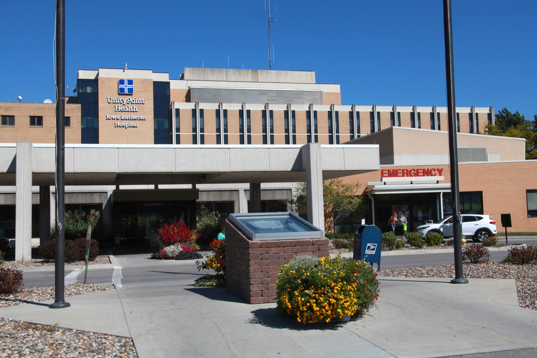 Hospital exterior with main and emergency entrances