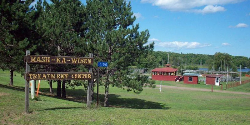 Mash Ka Wisen Treatment Center Sawyer 2