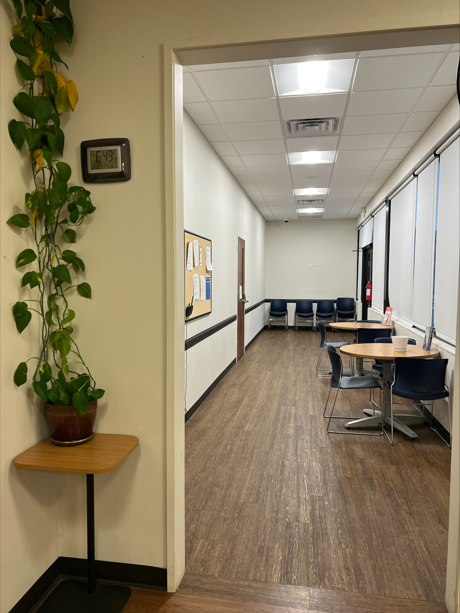 Hallway with seating at BHG Centennial Treatment Center