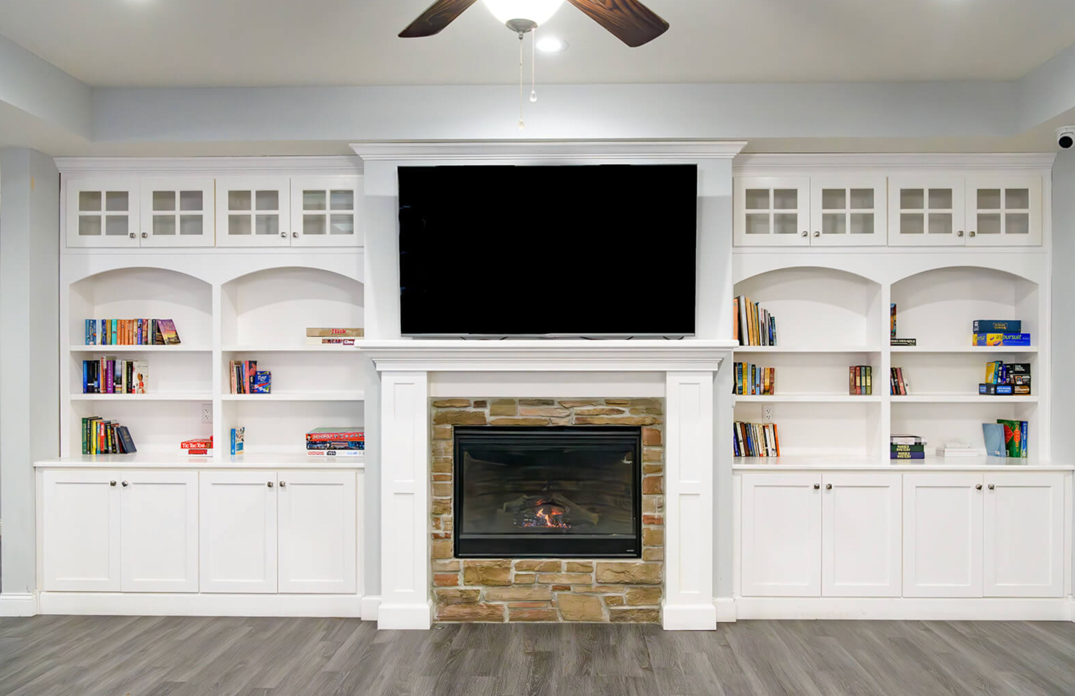 Boca Recovery Center Bloomington fireplace