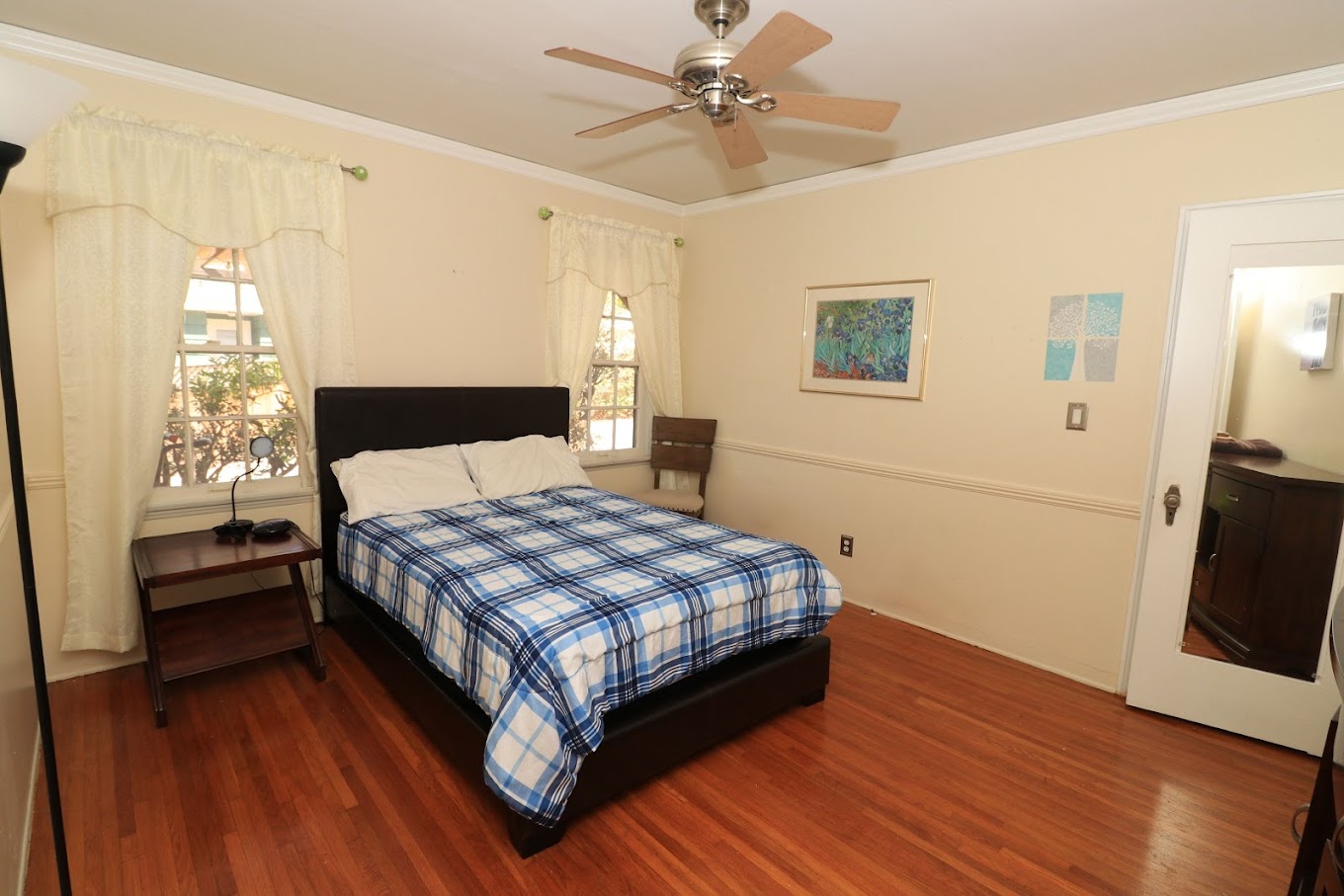 Spacious Single Bedroom 