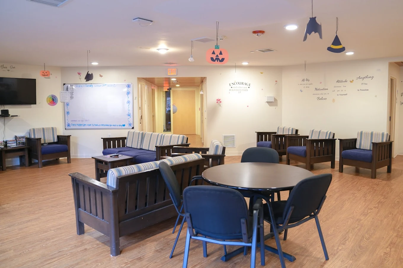 Group room with seating for therapy and activities