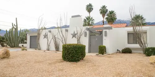 Intervention911 KSC Detox facility exterior