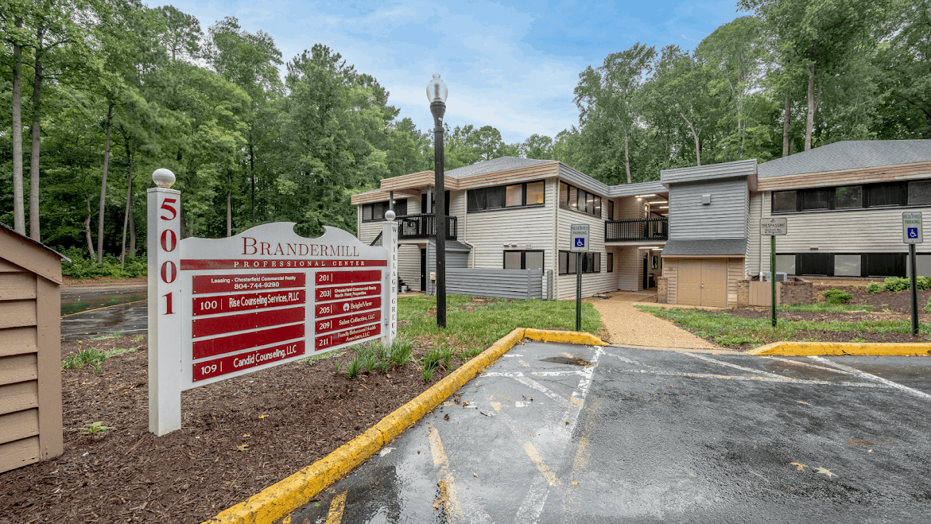 BrightView Midlothian building surrounded by wooded grounds