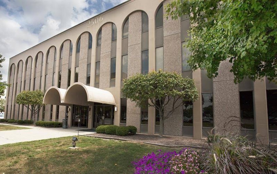 Front entrance of Aspire Indiana Health Willowbrook