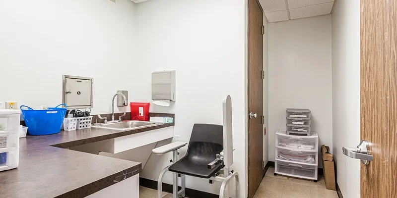 16 Methadone Clinics in Cranston RI (Low Cost & Fast) — Addiction and Substance Use Treatment clinic in Cranston, RI — photo 6