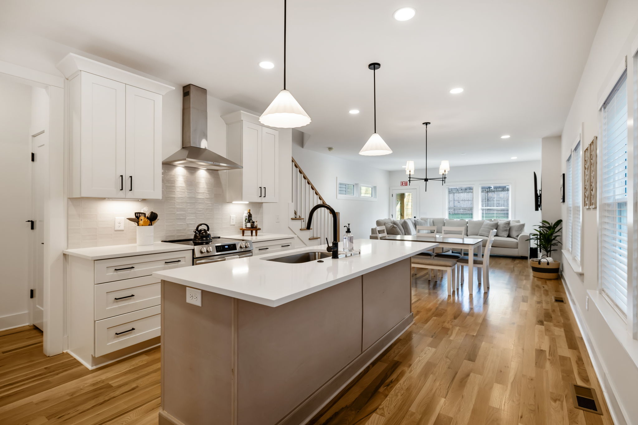 8 2623 Pennington Ave 008