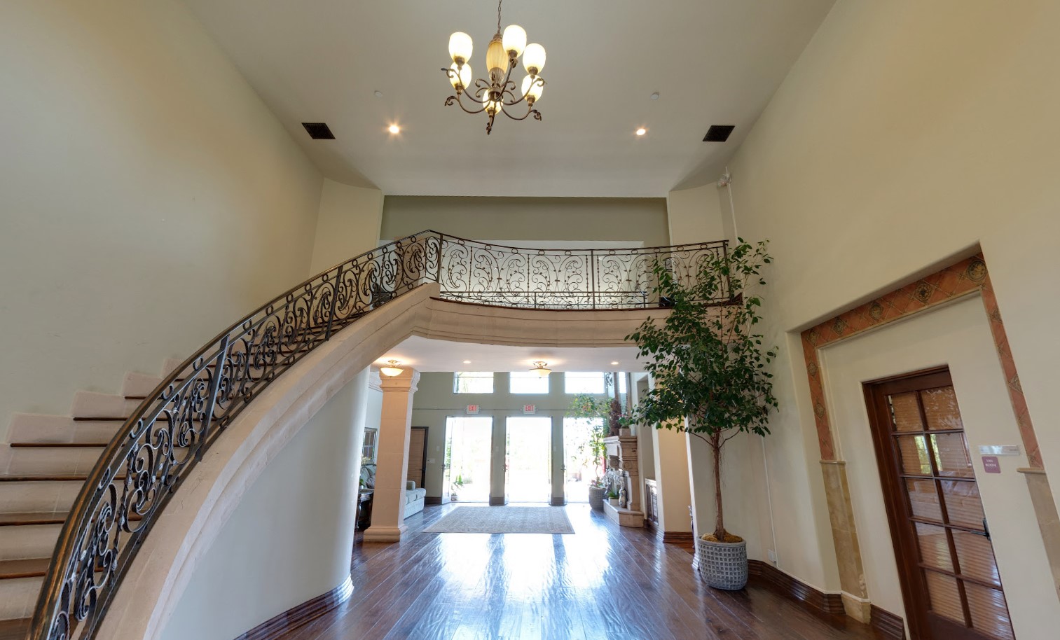 6390 Meadows Court Llc Passages 8 Malibu Lobby