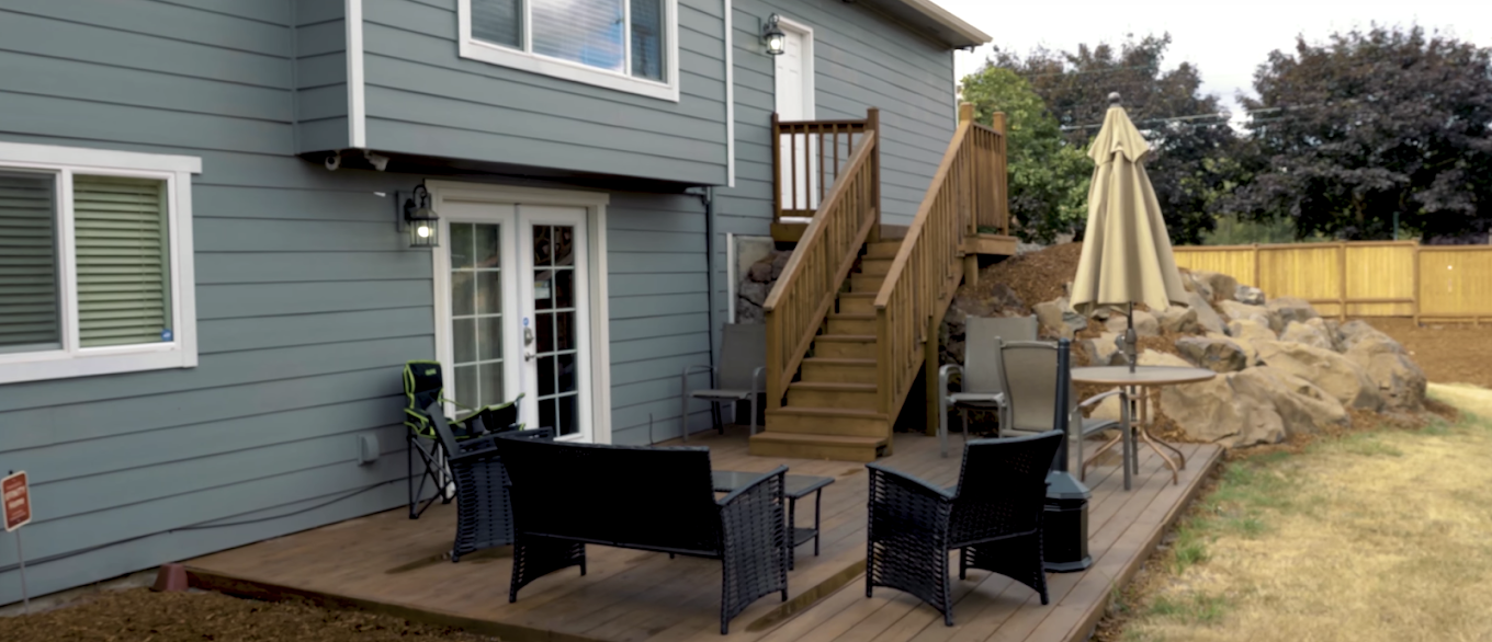 Oregon Trail Recovery Llc Portland Outdoor Sitting Area